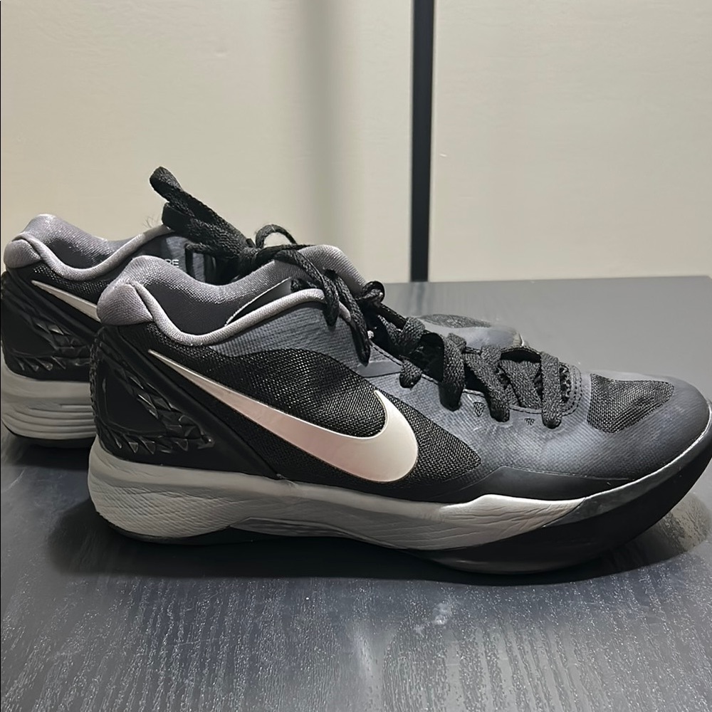 Nike Hyperspike shoes Sz 7.5